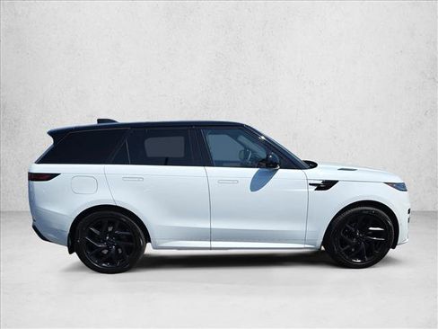 New 2026 Land Rover Range Rover Sport Dynamic SE AWD/4WD image 4
