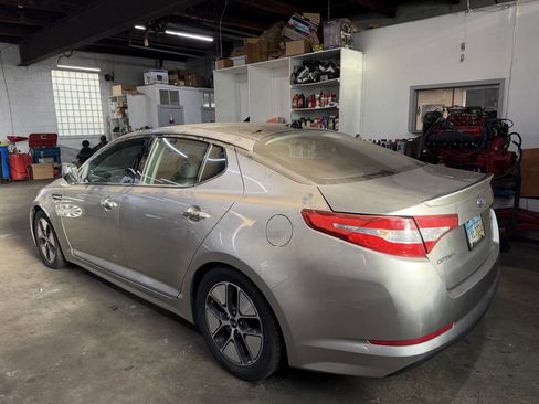 Used 2011 Kia Optima EX w/ Hybrid Premium Technology Pkg image 5