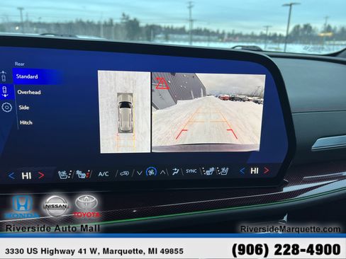 Used 2024 Chevrolet Traverse RS w/ LPO, Floor Liner Package image 23