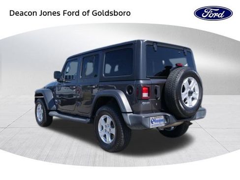 Used 2020 Jeep Wrangler Unlimited Sport S image 5