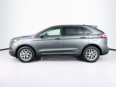 Used 2023 Ford Edge SEL image 4
