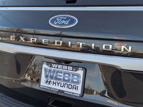 Used 2024 Ford Expedition XLT image 22