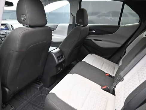 Used 2023 Chevrolet Equinox LS w/ LS Convenience Package FWD image 13