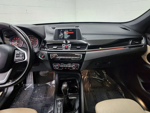 Used 2017 BMW X1 xDrive28i image 17