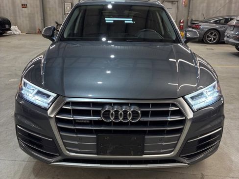 Used 2019 Audi Q5 2.0T Premium Plus w/ Premium Plus Package image 3
