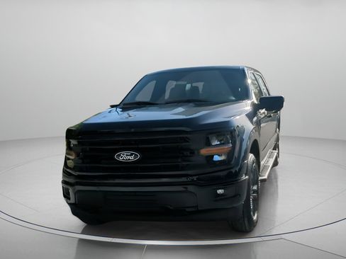 New 2026 Ford F150 XLT w/ Equipment Group 302A MID image 9