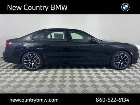 New 2026 BMW 760i xDrive w/ Executive Package image 8