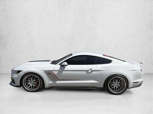 Used 2015 Ford Mustang GT Premium RWD image 2