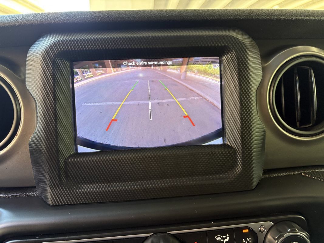 Used 2018 Jeep Wrangler Unlimited Sport S AWD/4WD image 18