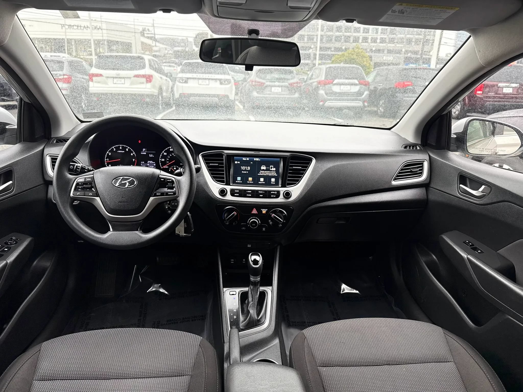 Used 2020 Hyundai Accent SEL FWD image 11