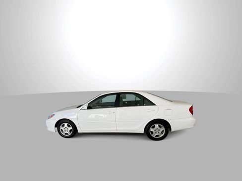 Used 2002 Toyota Camry LE image 5