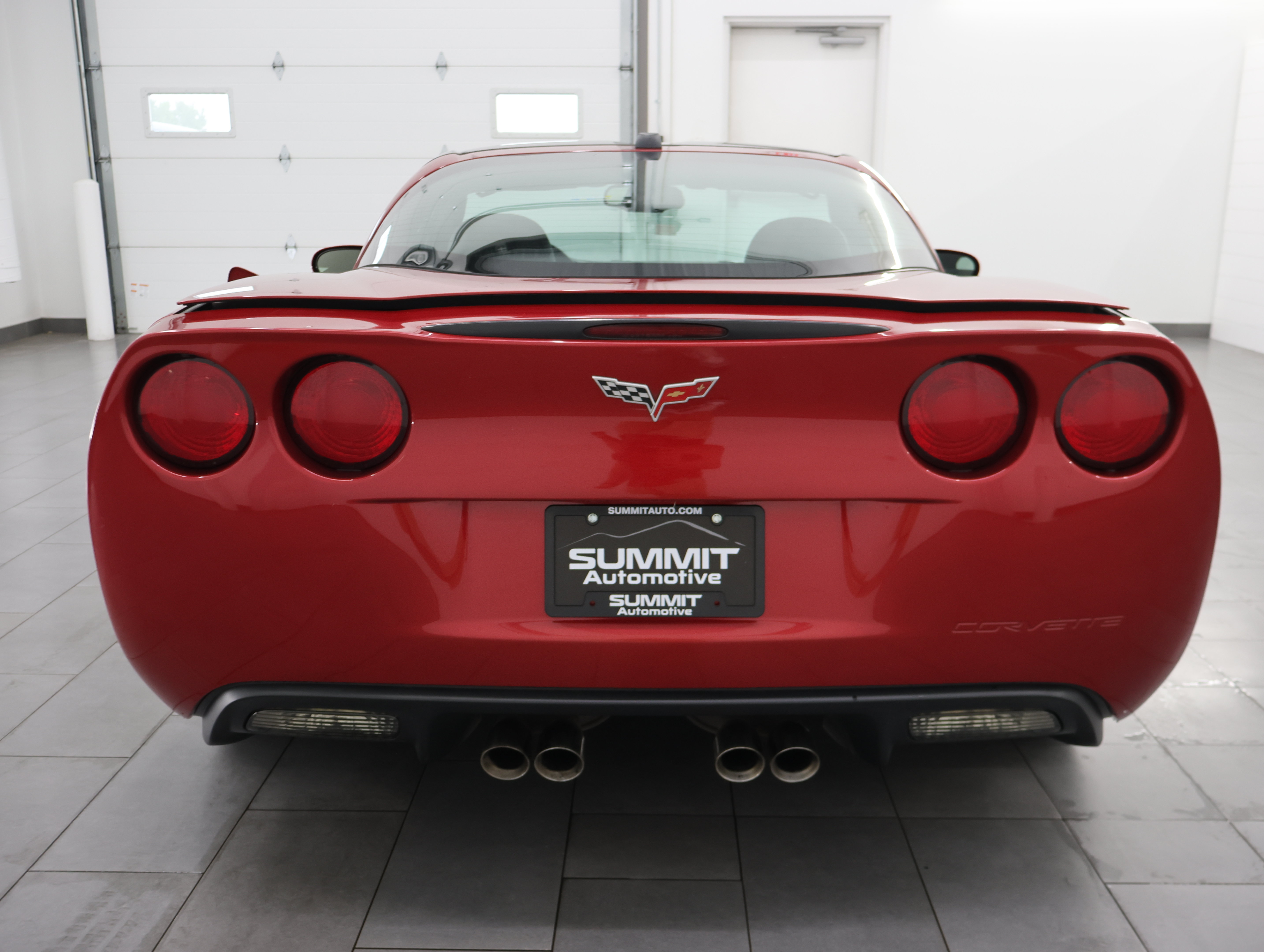 Used 2005 Chevrolet Corvette Coupe w/ Preferred Equipment Group RWD image 18