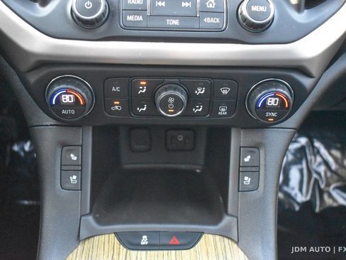 Used 2017 GMC Acadia Denali w/ Technology Package image 28