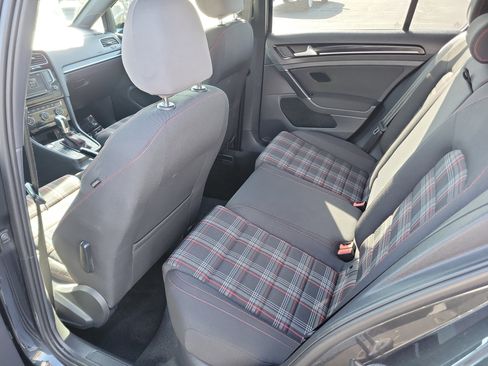 Used 2017 Volkswagen GTI Sport image 22