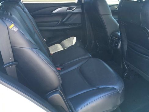 Used 2018 MAZDA CX-9 Touring w/ Touring Premium Package AWD/4WD image 8