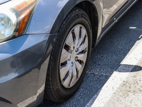Used 2012 Honda Accord LX image 4