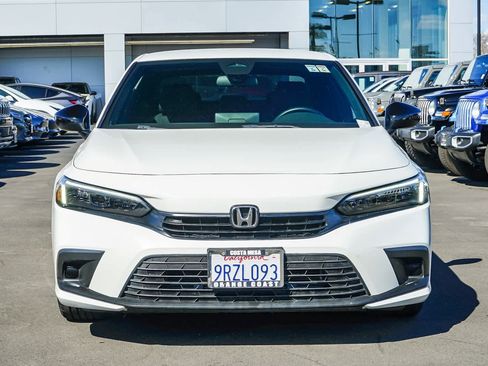 Used 2022 Honda Civic Sport image 2