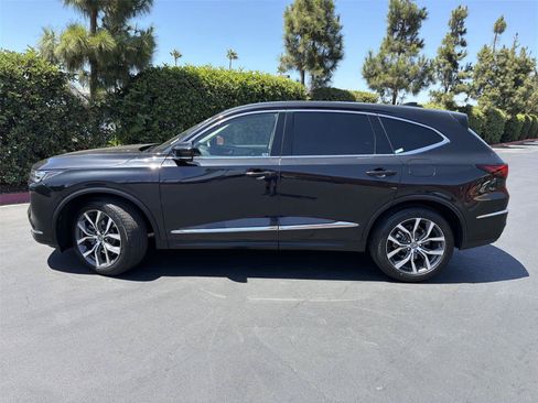 Certified 2023 Acura MDX w/ Technology Package FWD image 3