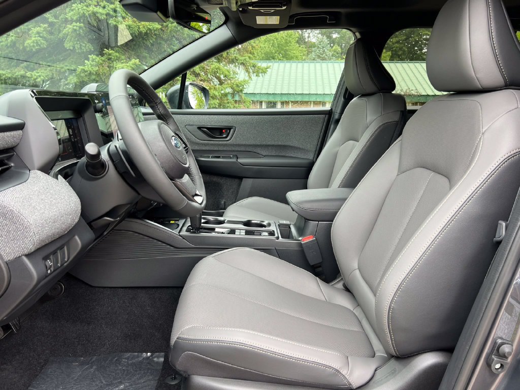 New 2026 Subaru Outback Limited AWD/4WD image 3
