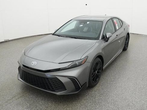 New 2026 Toyota Camry SE image 33