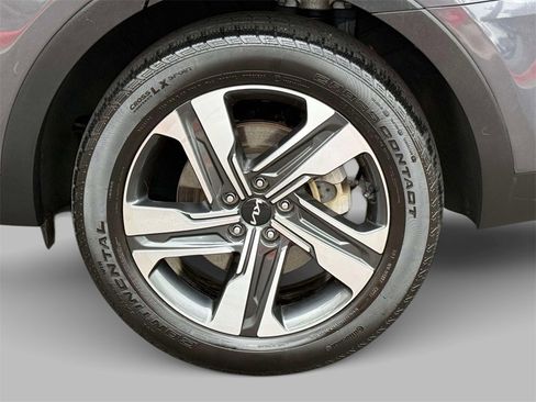 Used 2023 Kia Sorento EX image 13