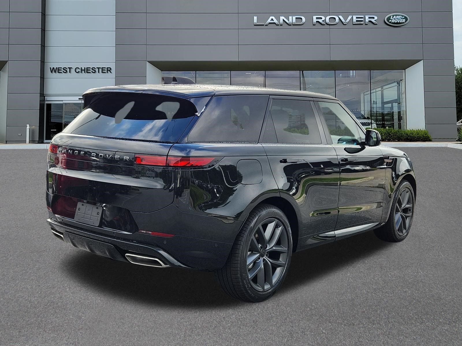 New 2026 Land Rover Range Rover Sport Dynamic SE AWD/4WD image 4