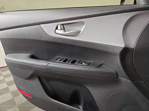 Certified 2023 Kia Forte LXS w/ LXS Technology Package FWD image 25