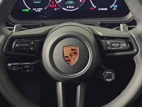 Certified 2026 Porsche Cayenne E-Hybrid AWD/4WD image 27