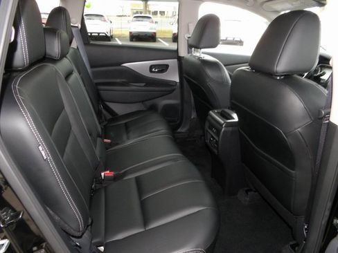 Certified 2024 Nissan Murano SV image 27