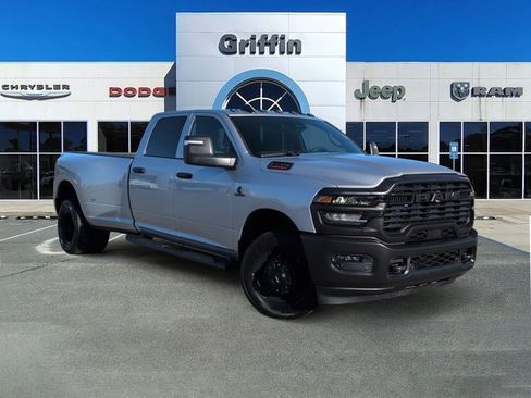 New 2026 RAM 3500 Tradesman image 2
