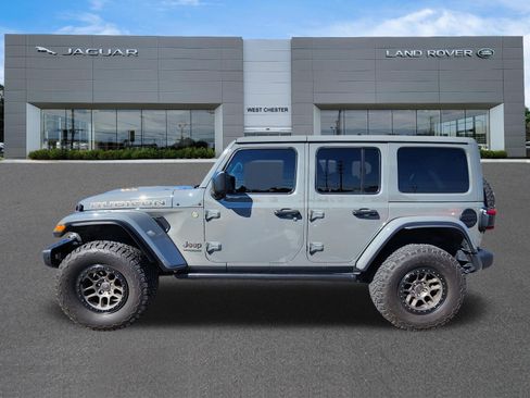 Used 2022 Jeep Wrangler Unlimited Rubicon w/ Xtreme Recon 35" Tire Package AWD/4WD image 5