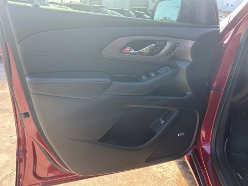 Used 2019 Chevrolet Traverse Premier w/ Driver Confidence II Package image 46
