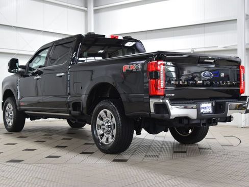 Used 2023 Ford F250 Lariat w/ Lariat Ultimate Package AWD/4WD image 6