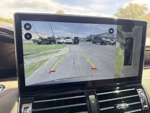 Used 2024 Lincoln Navigator L Reserve image 17