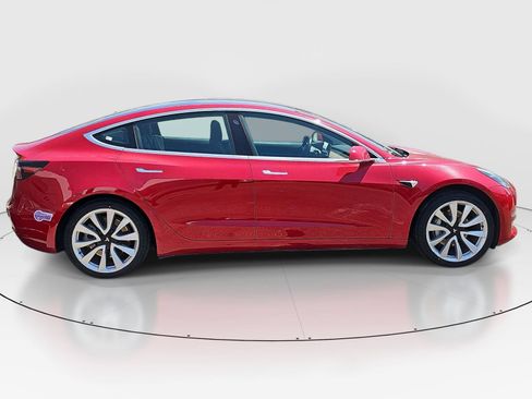 Used 2019 Tesla Model 3 Standard Range Plus RWD image 4