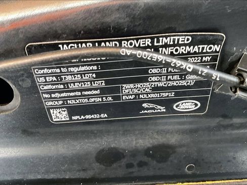 Certified 2022 Land Rover Range Rover Sport SVR image 31