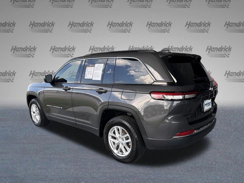 Used 2024 Jeep Grand Cherokee Laredo X RWD image 7