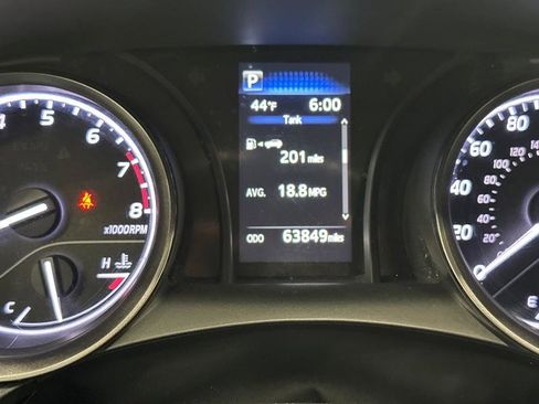 Used 2021 Toyota Camry SE image 29