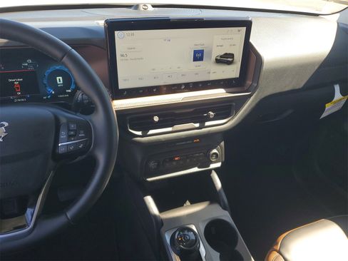 Certified 2025 Ford Bronco Sport Outer Banks w/ Outer Banks Tech Package+ image 23