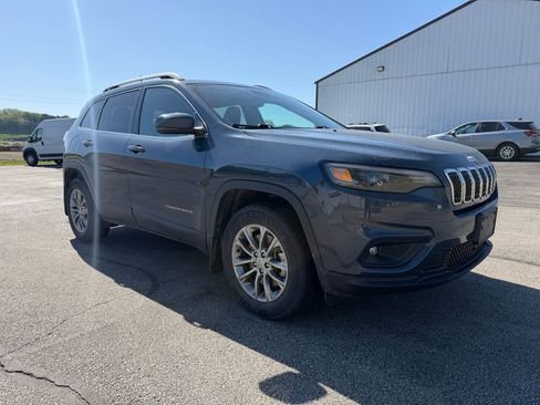 Used 2021 Jeep Cherokee Latitude Lux w/ Comfort/Convenience Group AWD/4WD image 2