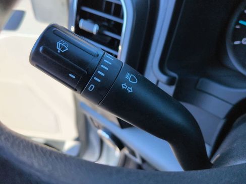 Used 2022 Ford F350 XLT image 25