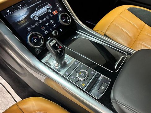 Used 2022 Land Rover Range Rover Sport HSE Dynamic image 14