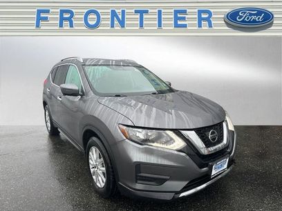 Used 2017 Nissan Rogue SV w/ SV Premium Package