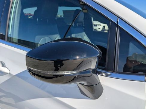 New 2026 Chrysler Pacifica Select image 11