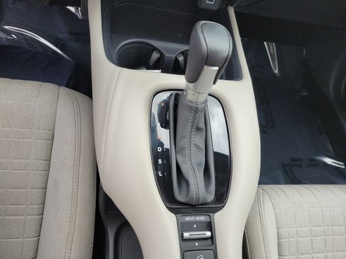 Used 2024 Honda HR-V LX image 26