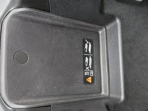 Used 2024 GMC Sierra 1500 Elevation w/ Preferred Package image 22