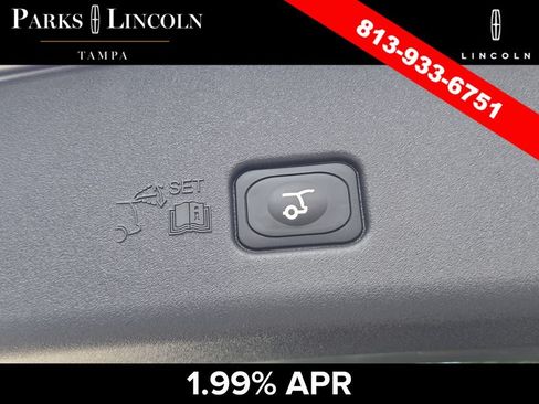 Certified 2025 Lincoln Nautilus Premier w/ Jet Appearance Package AWD/4WD image 9