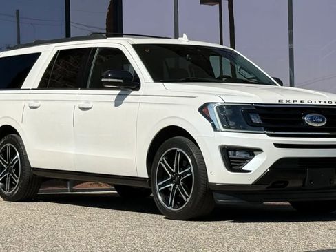 Used 2019 Ford Expedition Max Limited AWD/4WD image 17