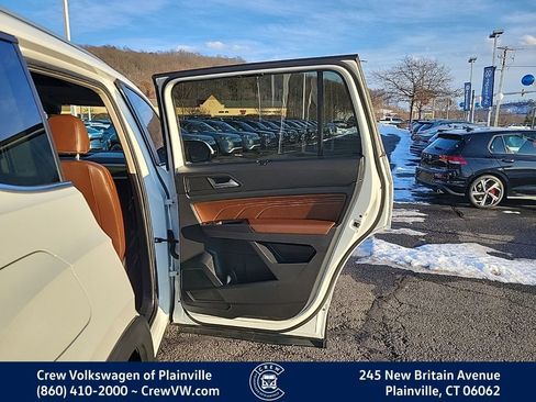 Certified 2022 Volkswagen Atlas SEL image 45