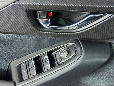 Used 2024 Subaru Crosstrek 2.5i Limited w/ Crosstrek Mirror Package image 23